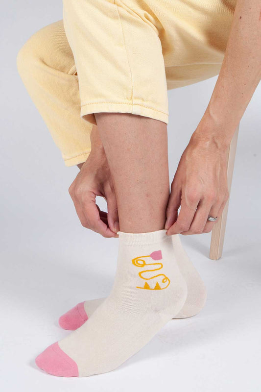Tailored Union - Slowdown Studio Tulip Ankle Sock: Off White