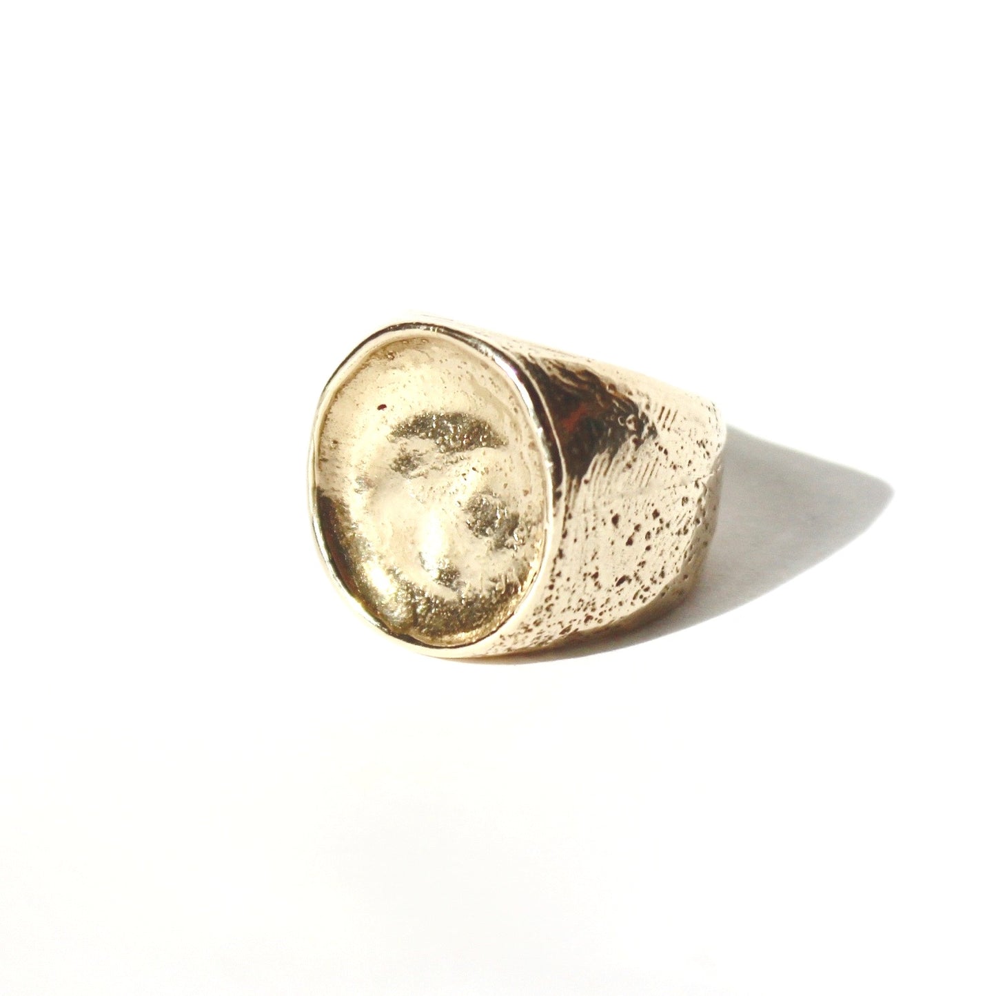Sealed Ring in Brass